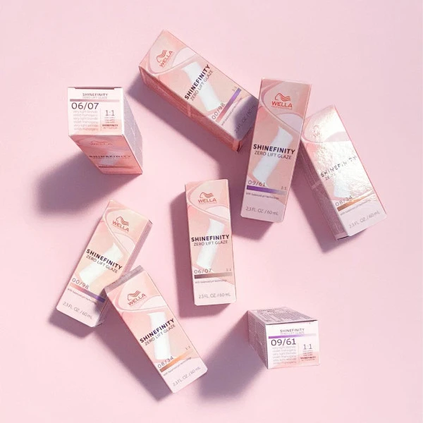 Coloration Gloss Shinefinity 06/07 Deep Walnut Wella 60ML 11 Coloration Gloss Shinefinity 06/07 Deep Walnut Wella 60ML – Image 9